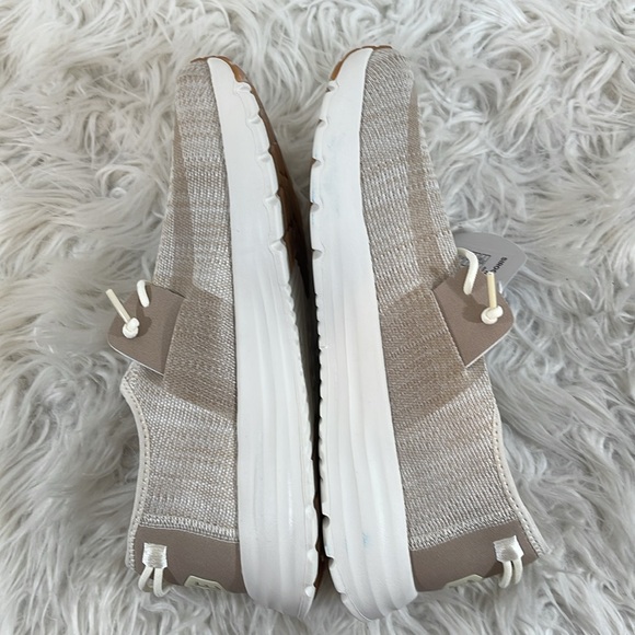 HEY DUDE Women's Sirocco Neutral Slip On Sneakers Size 10 NEW - Picture 8 of 13